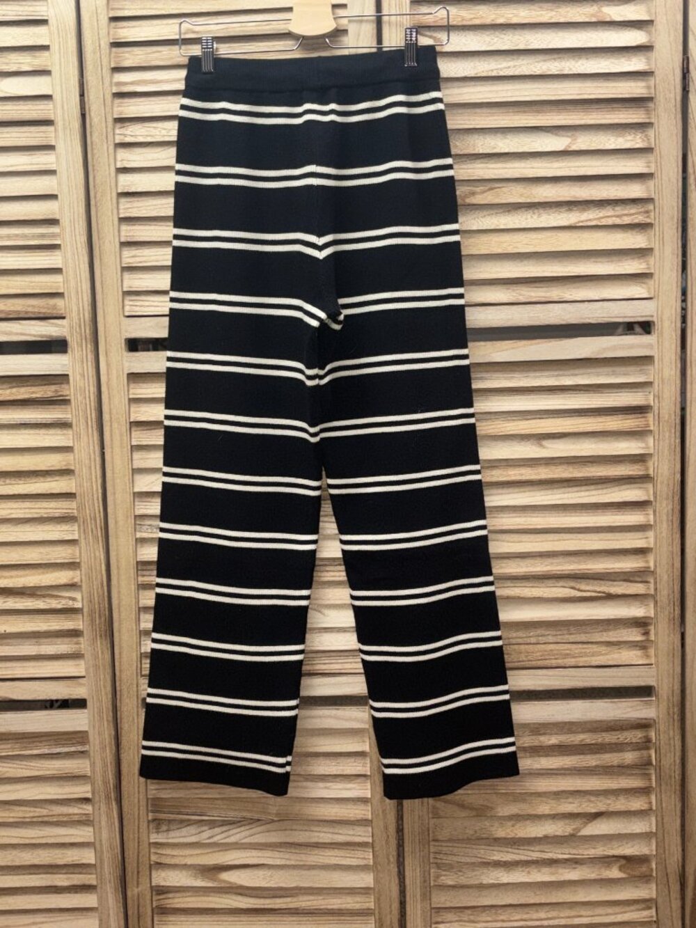 Black Cream Striped Knit Wide-Leg Sweater Pants – NWOT Size Small